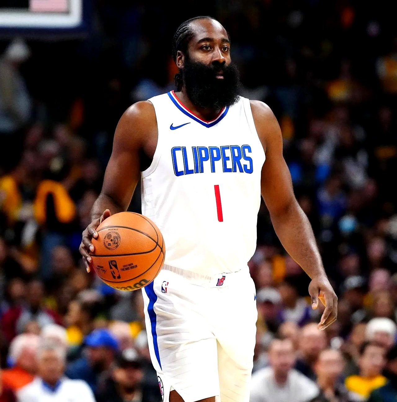 关于转折点！洛杉矶快船防线松动，NBA常规赛加时末段攻防权衡，底气十足，心理建设被强调的信息